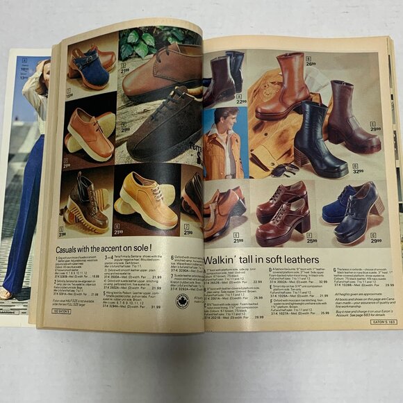 Eaton's Spring Summer 1976 Catalog Vintage Book - Picture 6 of 7